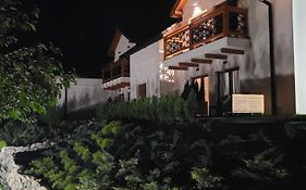 Karolowy pokoje&apartamenty